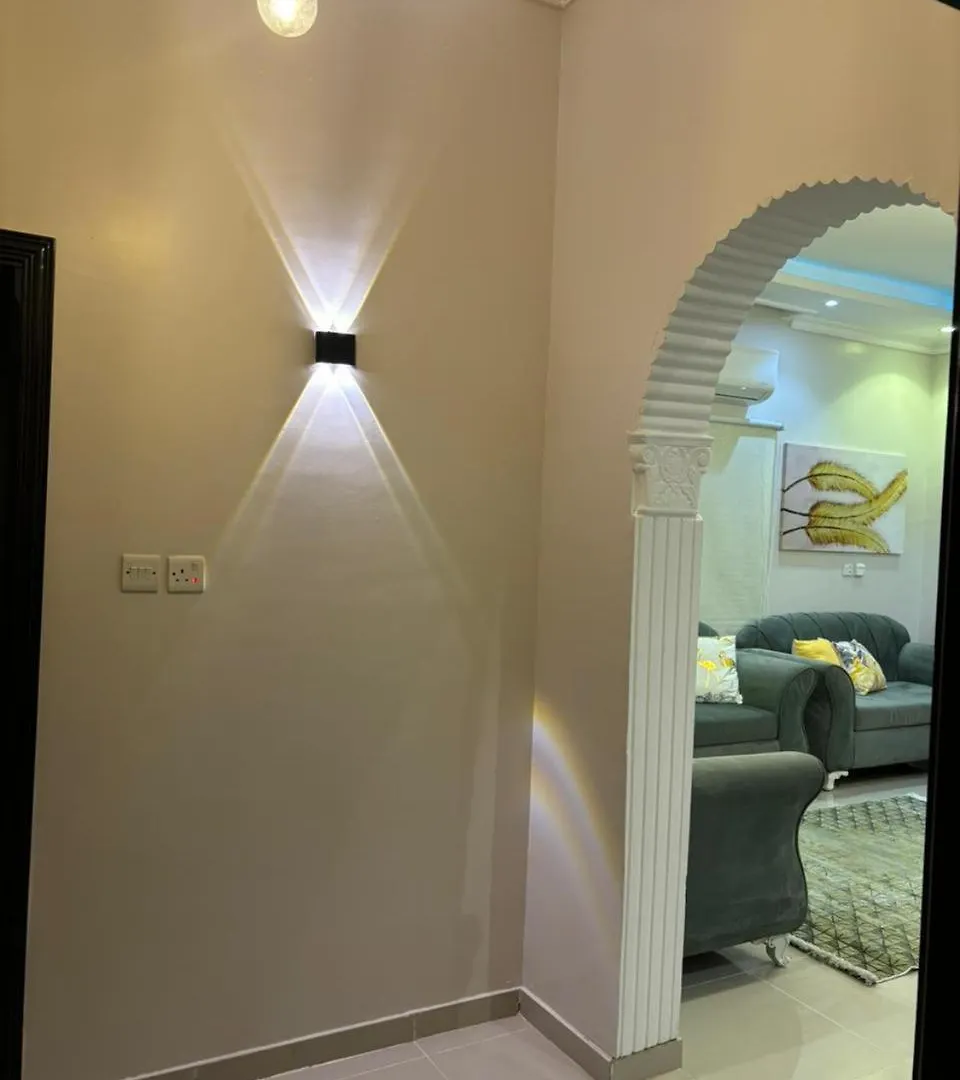 マディーナMadinah Tibah Qublatin Sultana Streetアパートメント アパート
